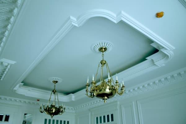 Лепнина из гипса в квартире — фото 1